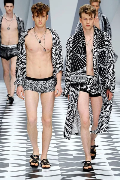 Look 47